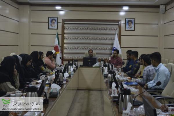برگزاری نشست تحليلي نتايج و تحولات منطقه و جهان پس از «عمليات وعده صادق » توسط استاد بسیجی آقای شورزاده